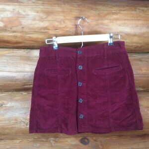 American Eagle Hi-Rise Maroon Retro Corduroy Button Front  Mini Skirt Size 4